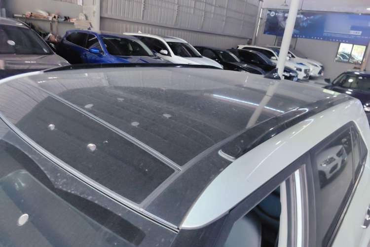 Used Hyundai ix25 2017 1.6L Automatic Smart Version Roof