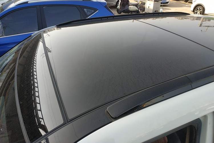 Used Hyundai ix25 2017 1.4T Automatic Smart Version Roof