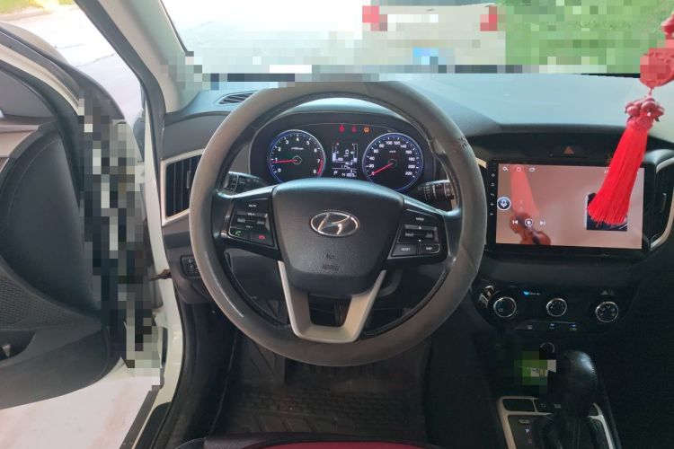 Used Hyundai ix25 2017 1.6L Automatic Smart Version Steering Wheel