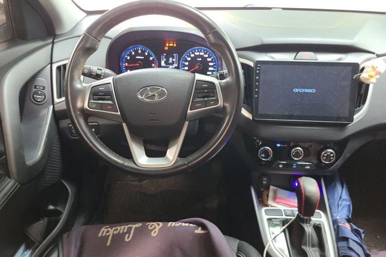 Used Hyundai ix25 2017 1.6L Automatic Smart Version Steering Wheel