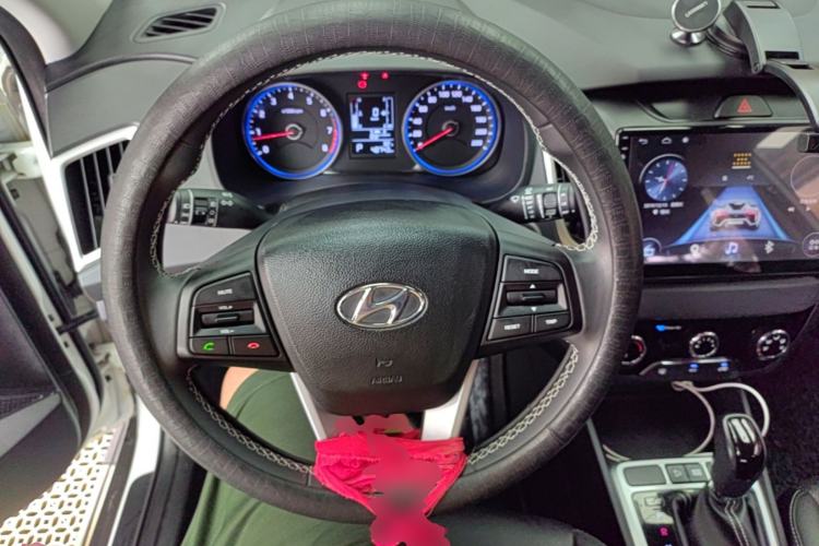 Used Hyundai ix25 2017 1.6L Automatic Smart Version Steering Wheel