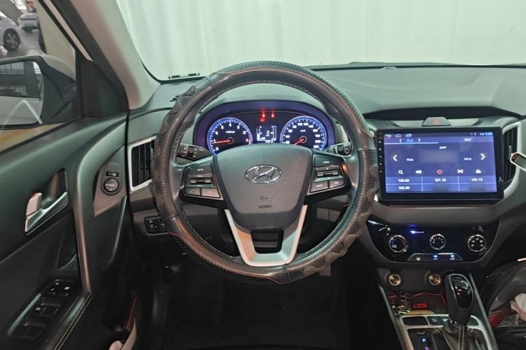 Used Hyundai ix25 2017 1.6L Automatic Smart Version Steering Wheel
