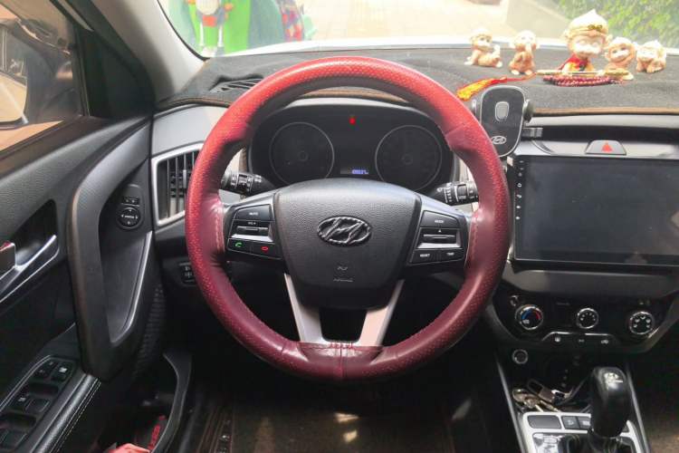 Used Hyundai ix25 2017 1.6L Automatic Smart Version Steering Wheel