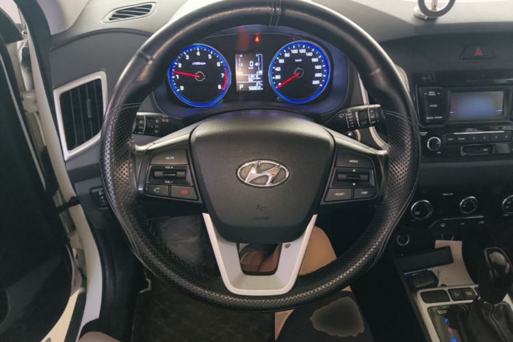 Used Hyundai ix25 2017 1.6L Automatic Smart Version Steering Wheel