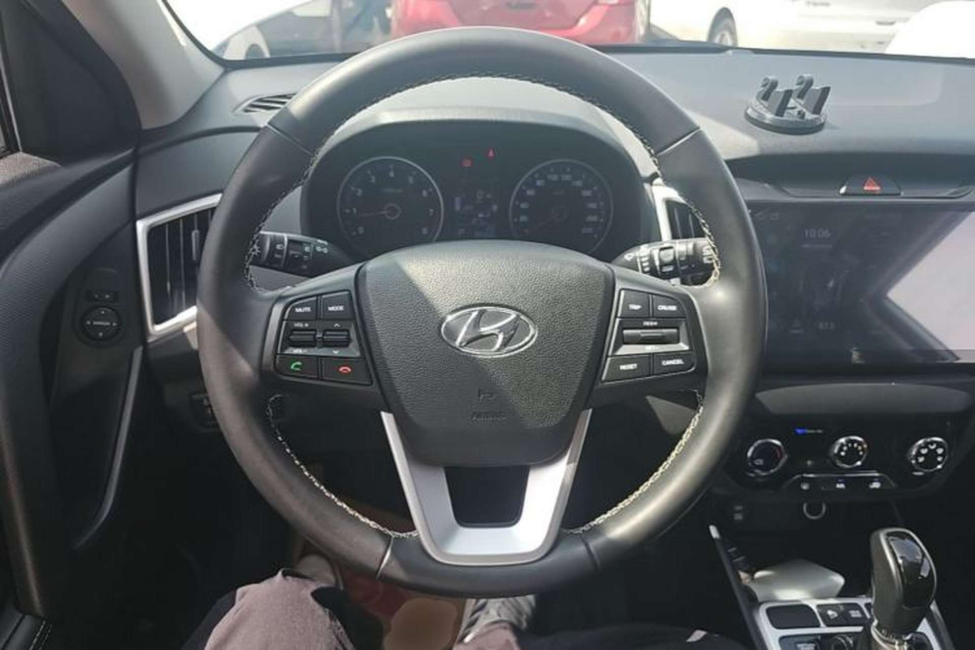 Used Hyundai ix25 2017 1.6L Automatic Smart Version Steering Wheel