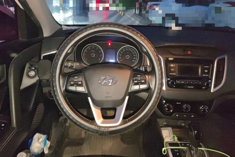 Used Hyundai ix25 2017 1.6L Automatic Smart Version Steering Wheel