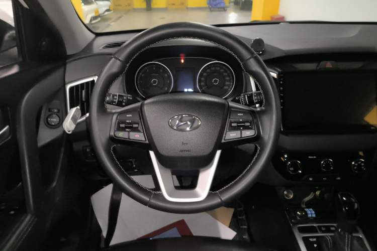 Used Hyundai ix25 2017 1.6L Automatic Smart Version Steering Wheel