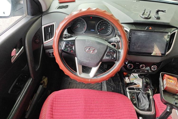 Used Hyundai ix25 2017 1.6L Automatic Smart Version Steering Wheel