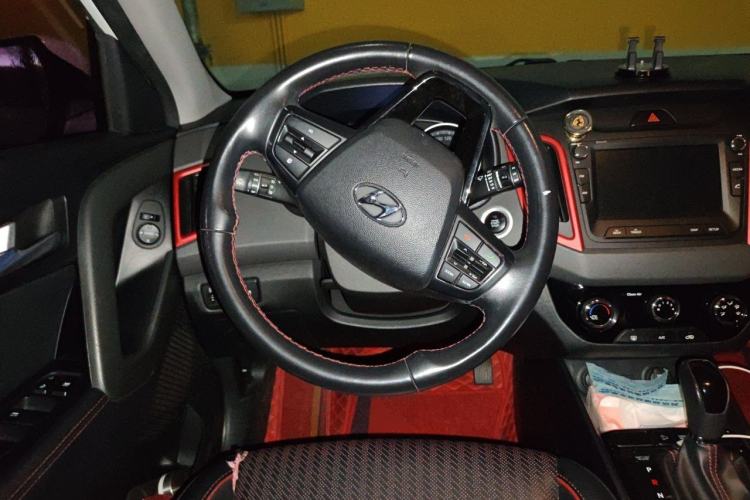 Used Hyundai ix25 2017 1.4T Automatic Smart Version Steering Wheel