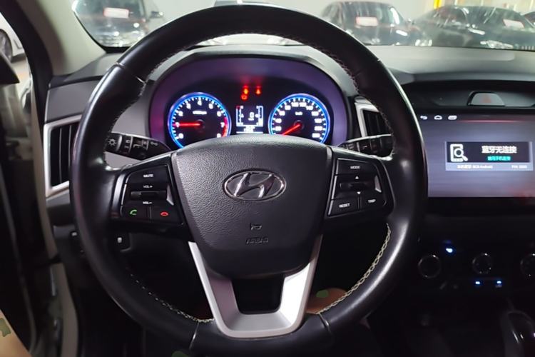 Used Hyundai ix25 2017 1.6L Automatic Smart Version Steering Wheel