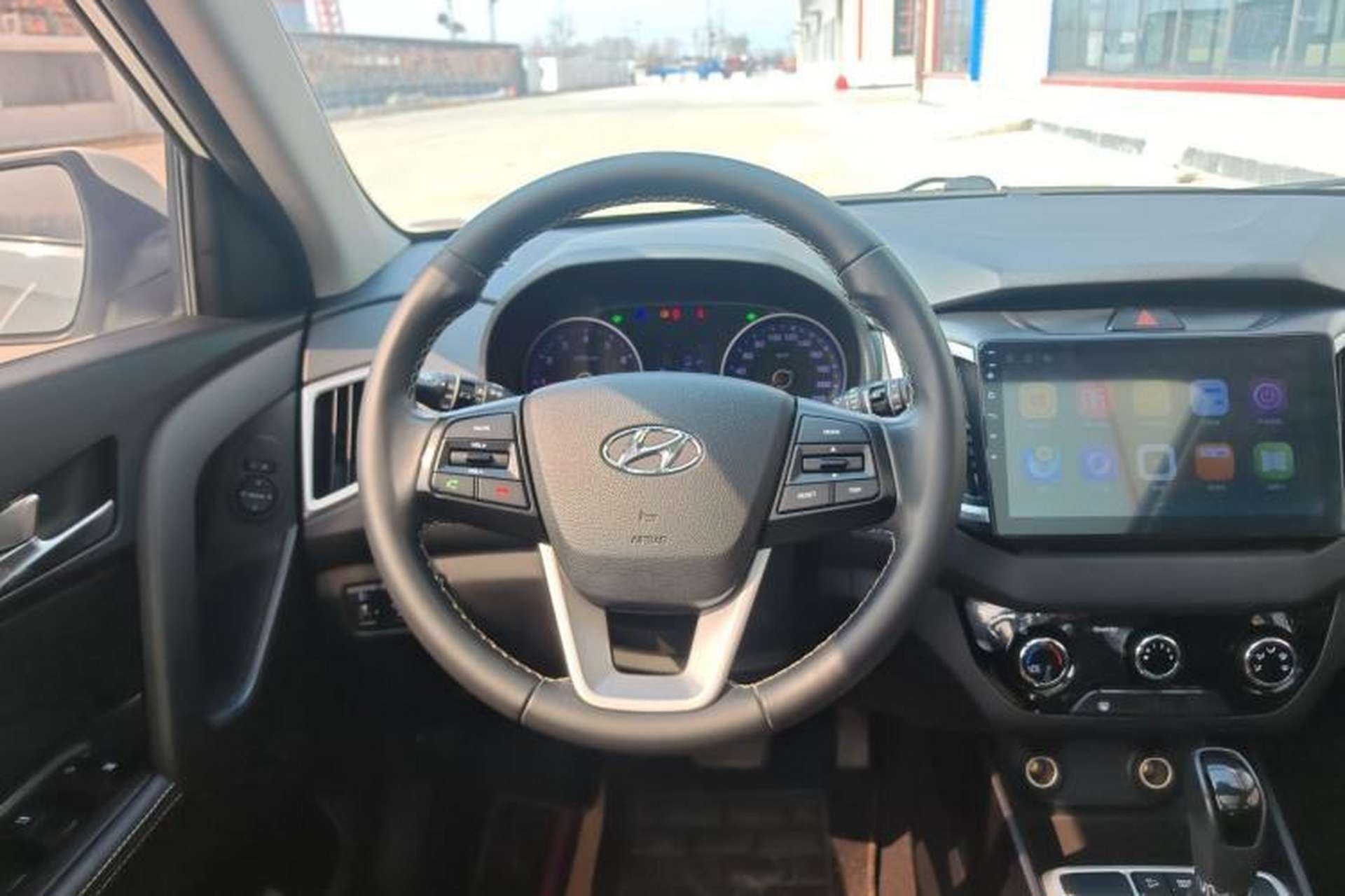Used Hyundai ix25 2017 1.6L Automatic Smart Version Steering Wheel