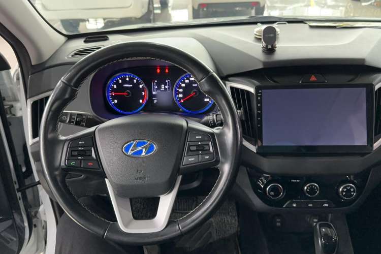 Used Hyundai ix25 2017 1.6L Automatic Smart Version Steering Wheel