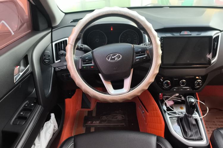Used Hyundai ix25 2017 1.6L Automatic Smart Version Steering Wheel