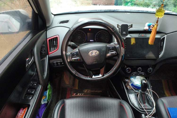 Used Hyundai ix25 2017 1.6L Automatic Smart Version Steering Wheel