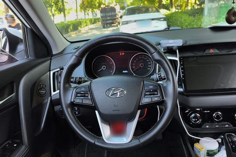 Used Hyundai ix25 2017 1.6L Automatic Smart Version Steering Wheel