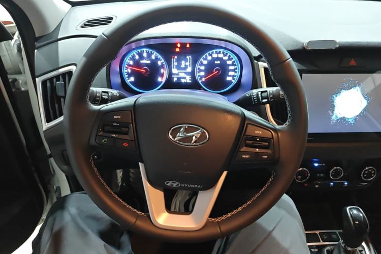 Used Hyundai ix25 2017 1.6L Automatic Smart Version Steering Wheel