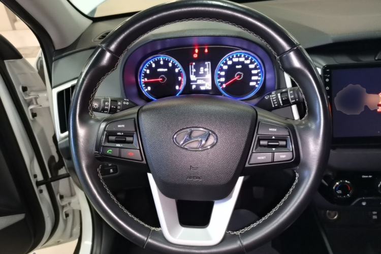 Used Hyundai ix25 2017 1.6L Automatic Smart Version Steering Wheel