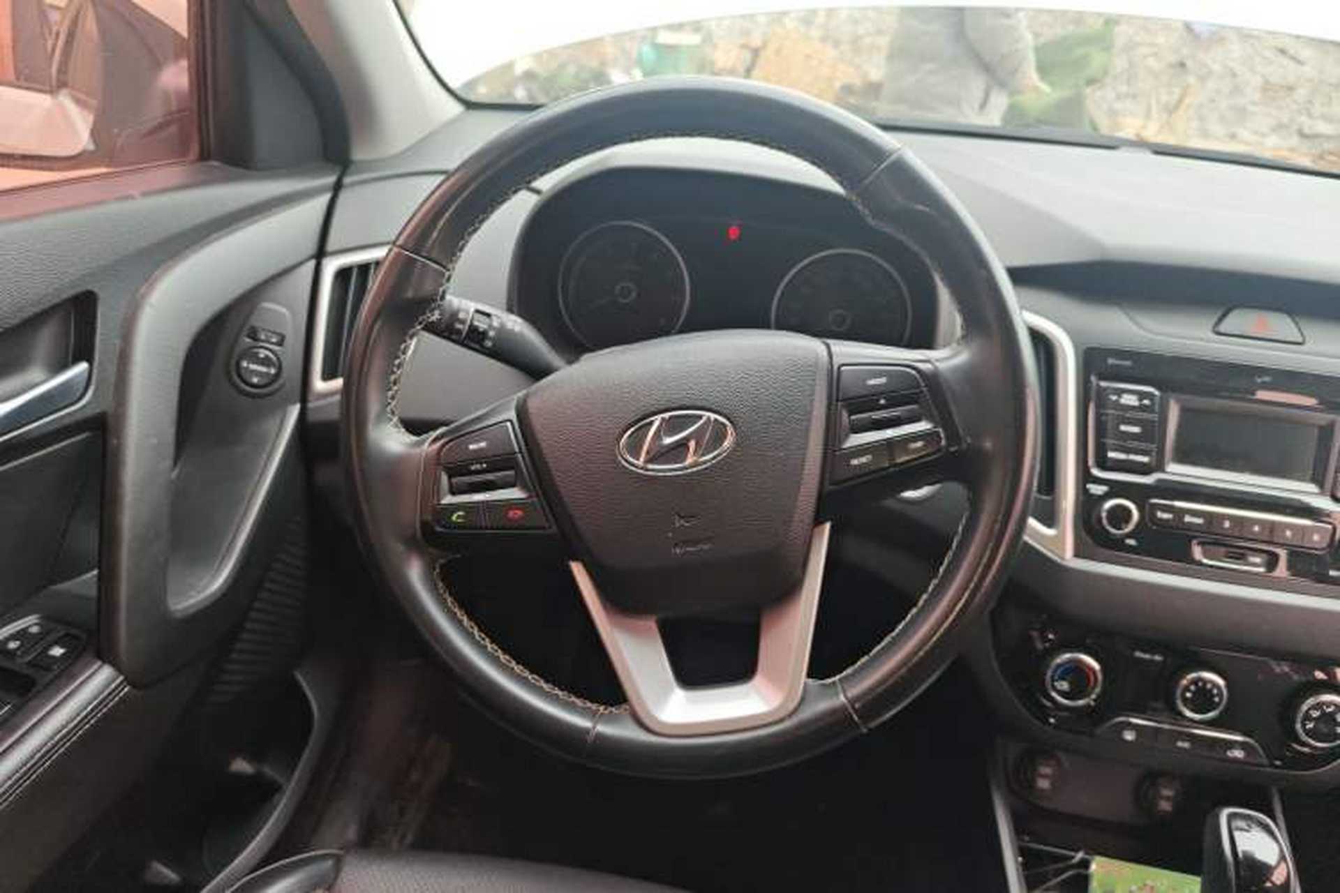 Used Hyundai ix25 2017 1.6L Automatic Smart Version Steering Wheel