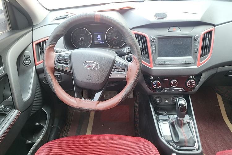Used Hyundai ix25 2017 1.4T Automatic Smart Version Steering Wheel