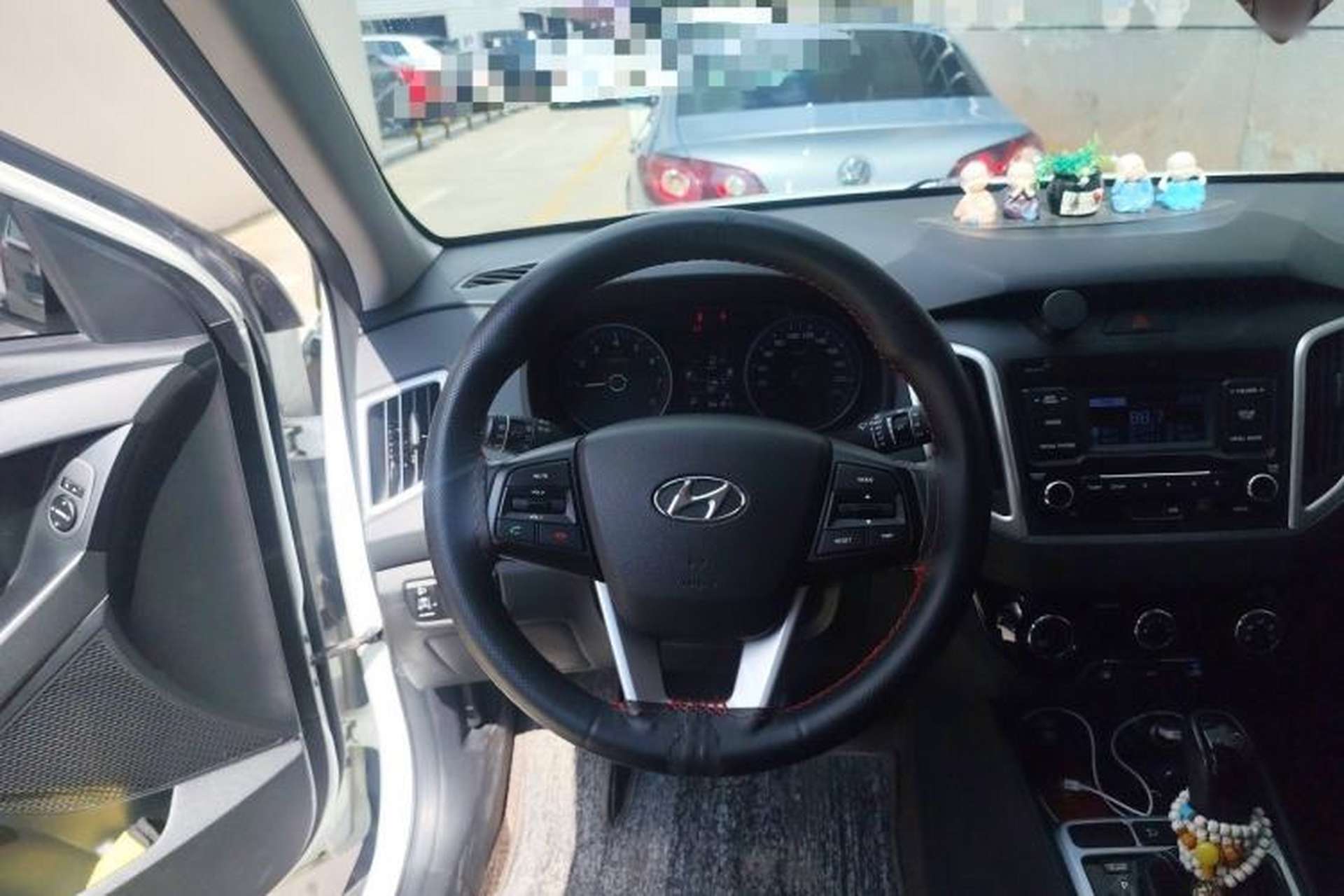 Used Hyundai ix25 2017 1.6L Automatic Smart Version Steering Wheel