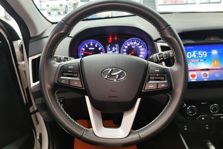 Used Hyundai ix25 2017 1.6L Automatic Smart Version Steering Wheel