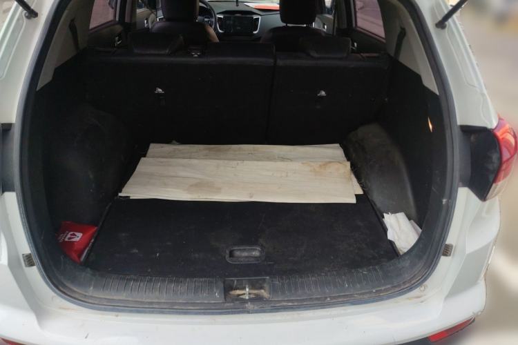 Used Hyundai ix25 2017 1.6L Automatic Smart Version Trunk