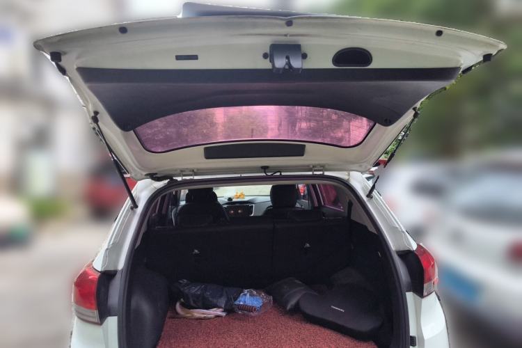 Used Hyundai ix25 2017 1.6L Automatic Smart Version Trunk