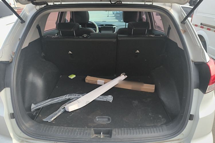 Used Hyundai ix25 2017 1.6L Automatic Smart Version Trunk