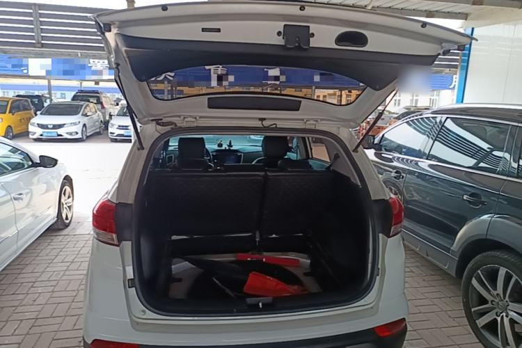 Used Hyundai ix25 2017 1.6L Automatic Smart Version Trunk