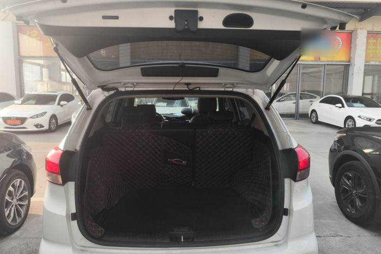 Used Hyundai ix25 2017 1.6L Automatic Smart Version Trunk