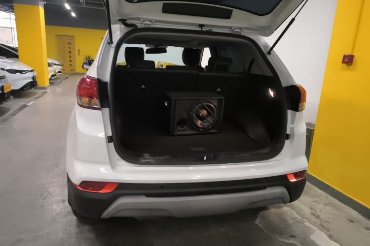 Used Hyundai ix25 2017 1.6L Automatic Smart Version Trunk