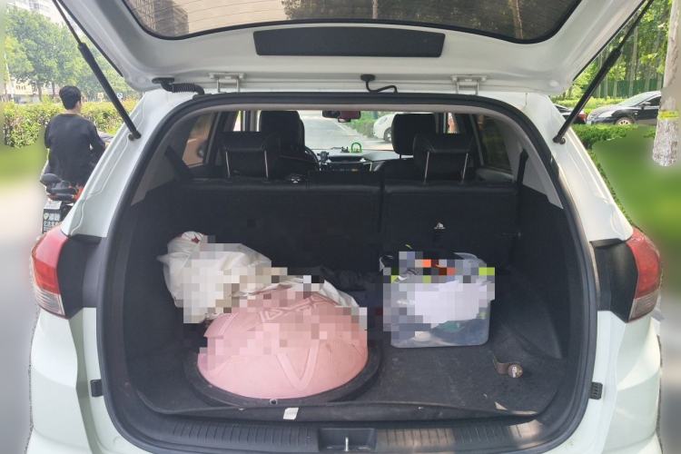 Used Hyundai ix25 2017 1.6L Automatic Smart Version Trunk