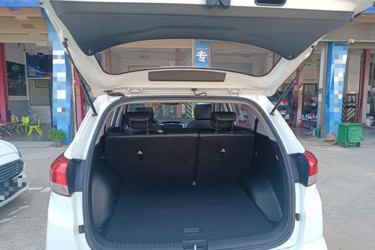 Used Hyundai ix25 2017 1.6L Automatic Smart Version Trunk
