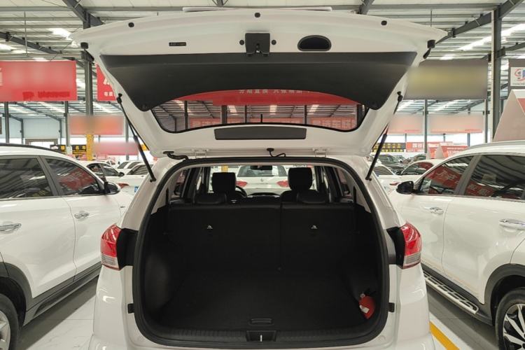 Used Hyundai ix25 2017 1.6L Automatic Smart Version Trunk