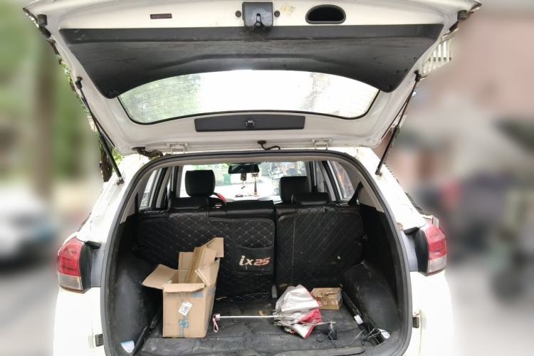 Used Hyundai ix25 2017 1.4T Automatic Smart Version Trunk