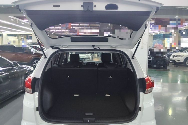 Used Hyundai ix25 2017 1.6L Automatic Smart Version Trunk