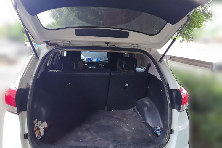 Used Hyundai ix25 2017 1.6L Automatic Smart Version Trunk