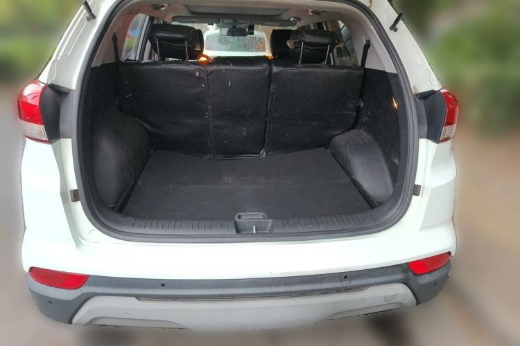 Used Hyundai ix25 2017 1.6L Automatic Smart Version Trunk