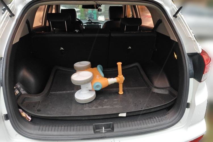 Used Hyundai ix25 2017 1.6L Automatic Smart Version Trunk