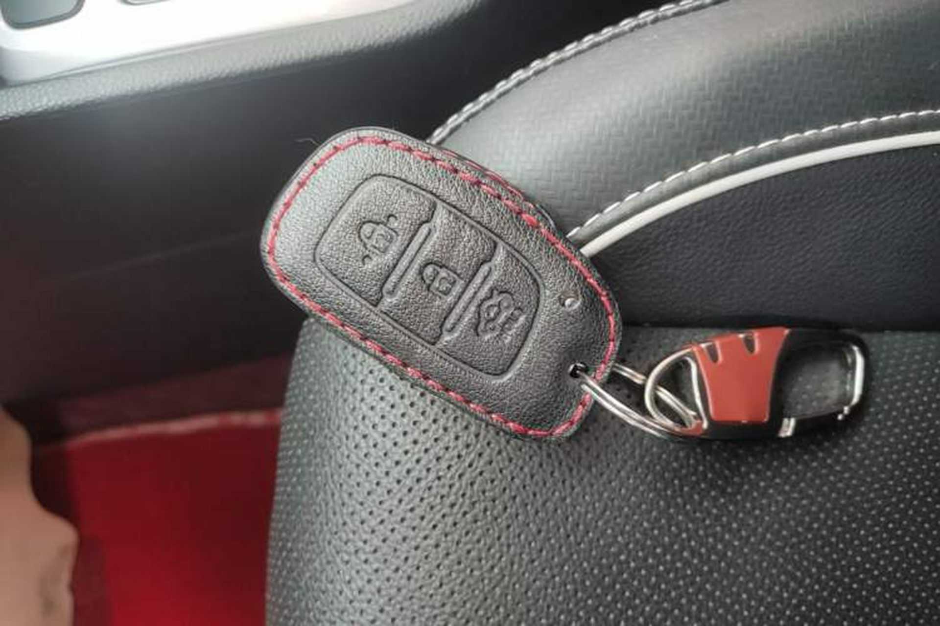 Used Hyundai ix25 2017 1.6L Automatic Smart Version Vehicle Key