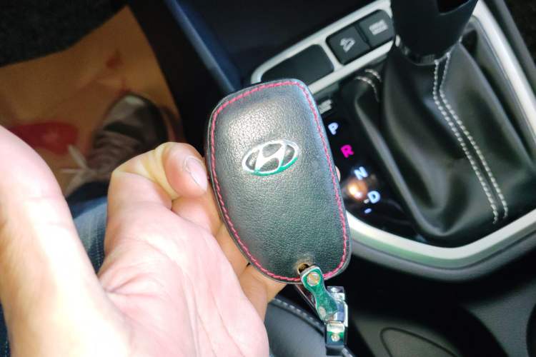 Used Hyundai ix25 2017 1.6L Automatic Smart Version Vehicle Key