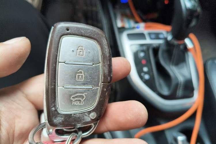 Used Hyundai ix25 2017 1.6L Automatic Smart Version Vehicle Key
