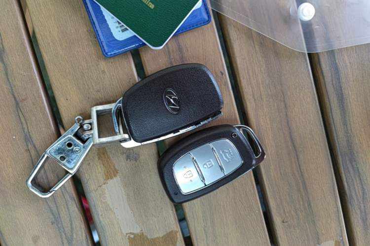 Used Hyundai ix25 2017 1.6L Automatic Smart Version Vehicle Key