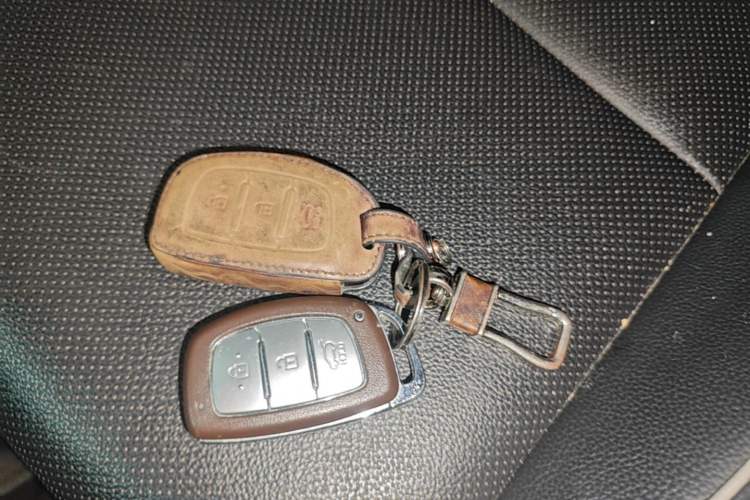 Used Hyundai ix25 2017 1.6L Automatic Smart Version Vehicle Key