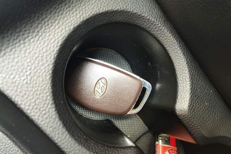Used Hyundai ix25 2017 1.6L Automatic Smart Version Vehicle Key