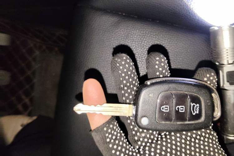 Used Hyundai ix25 2017 1.6L Manual Fashion Model Vehicle Key