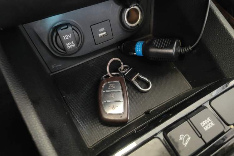 Used Hyundai ix25 2017 1.4T Automatic Smart Version Vehicle Key