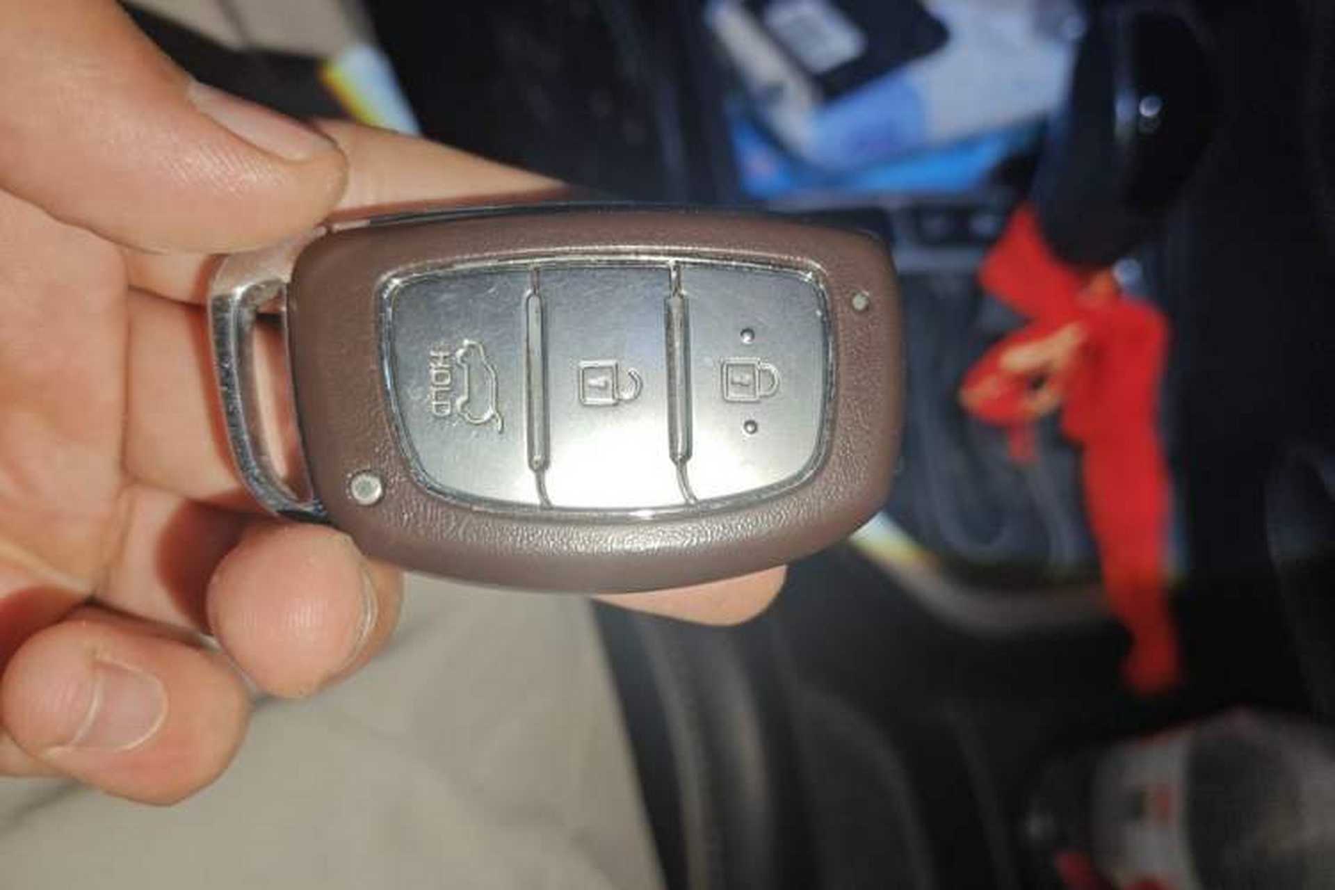Used Hyundai ix25 2017 1.6L Automatic Smart Version Vehicle Key