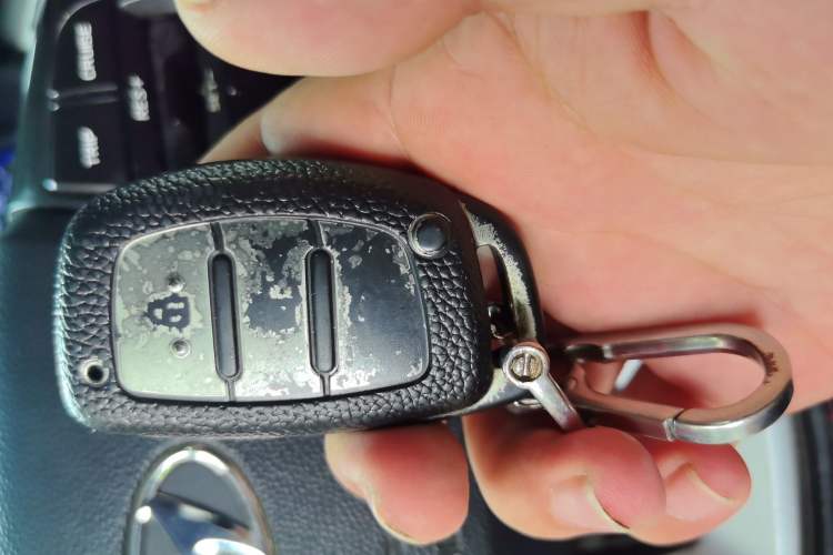 Used Hyundai ix25 2017 1.6L Automatic Smart Version Vehicle Key