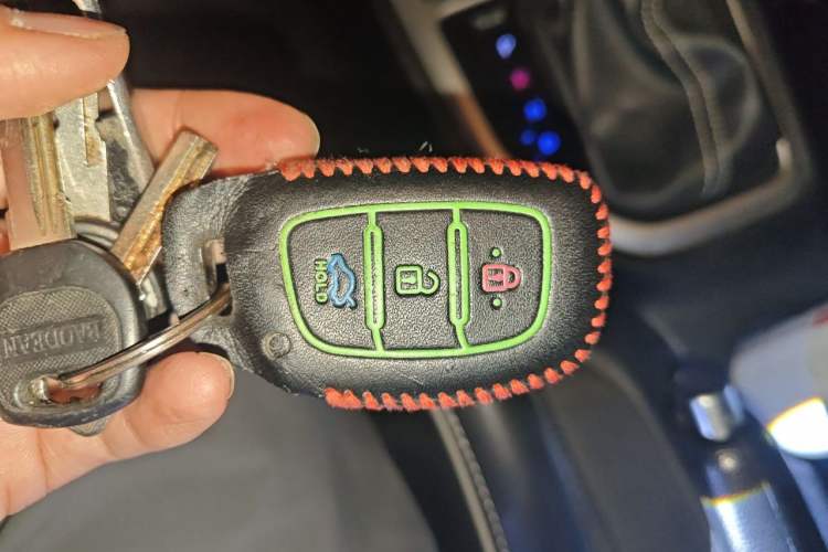 Used Hyundai ix25 2017 1.6L Automatic Smart Version Vehicle Key